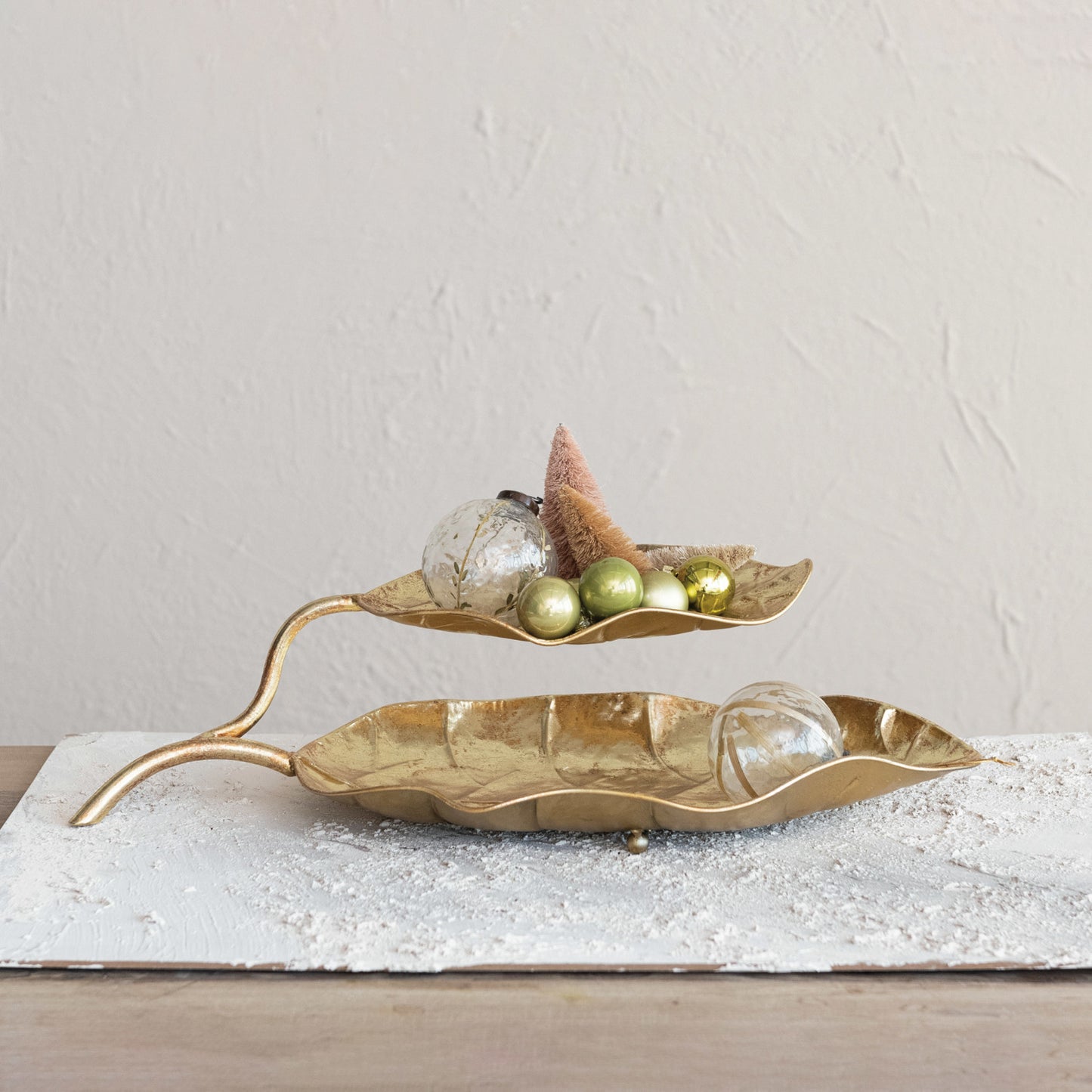 2-Tier Leaf Shaped Tray
