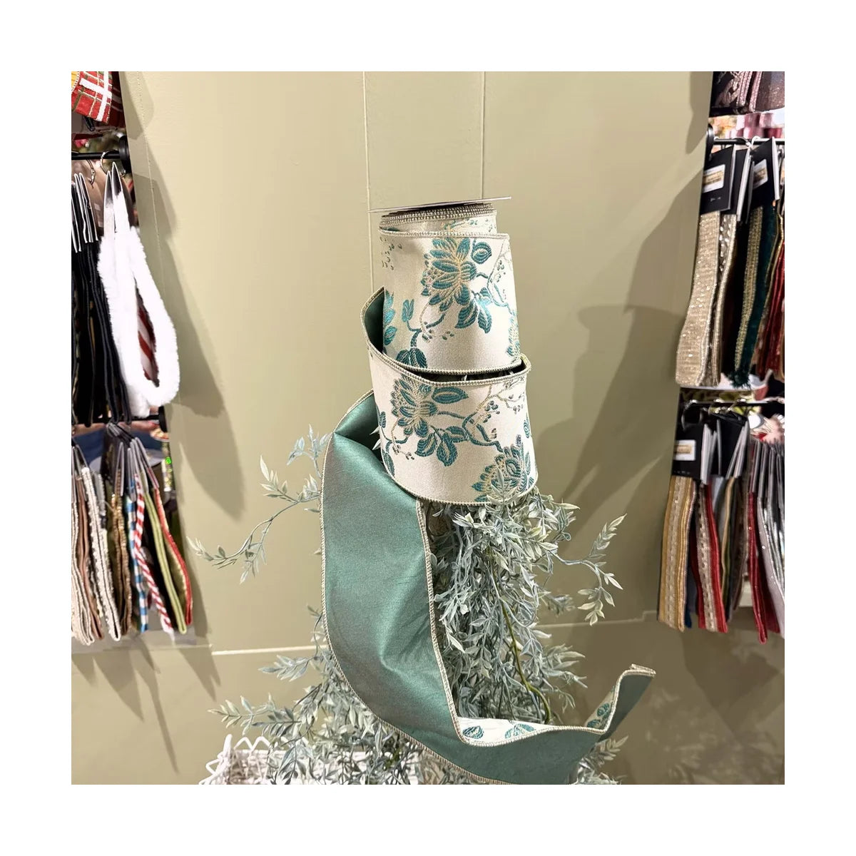 JME 4" Floral Jacq Dupion Fused Ribbon